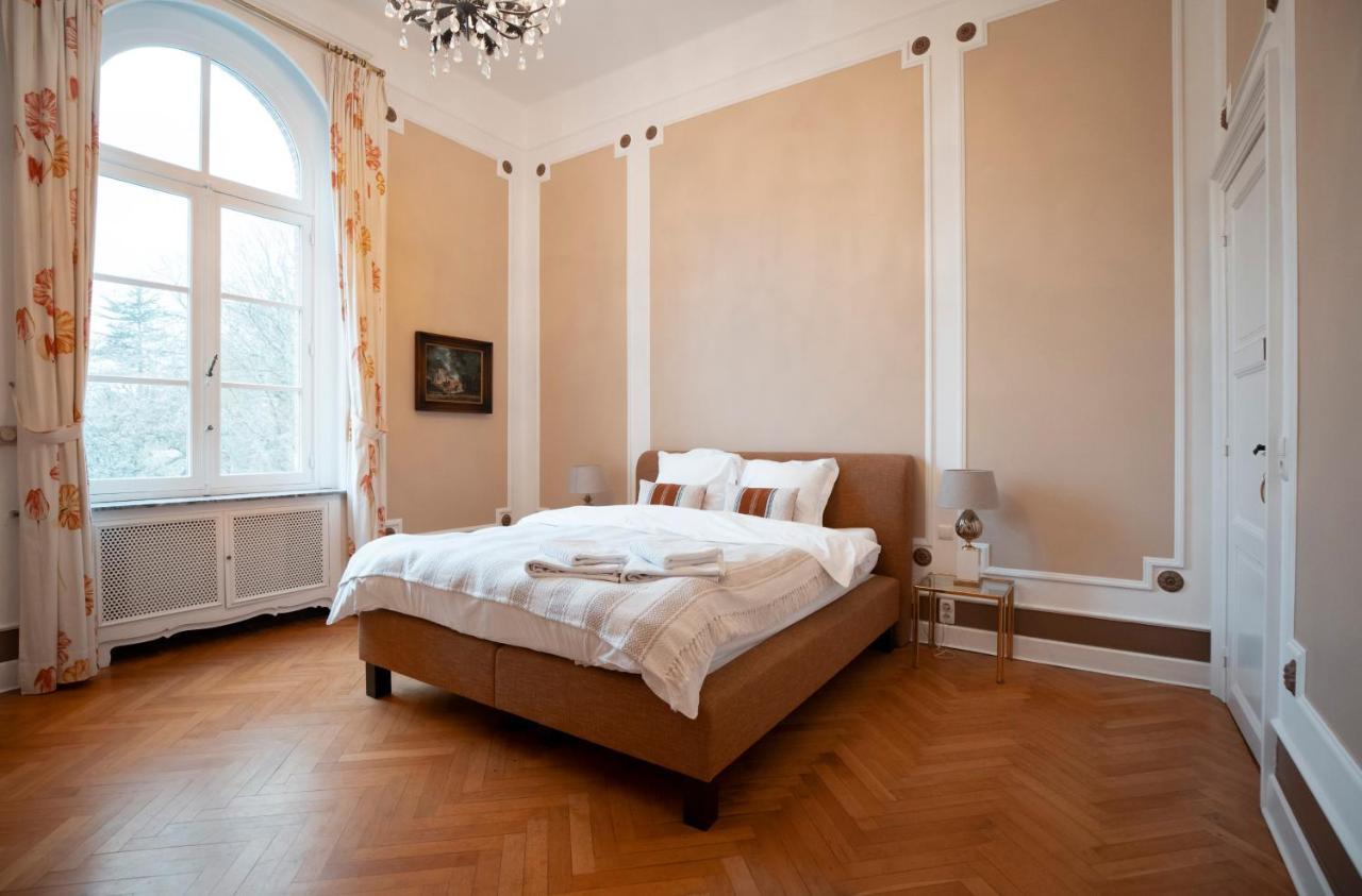 B&B Chateau De Ramegnies-Chin Tournai Eksteriør billede